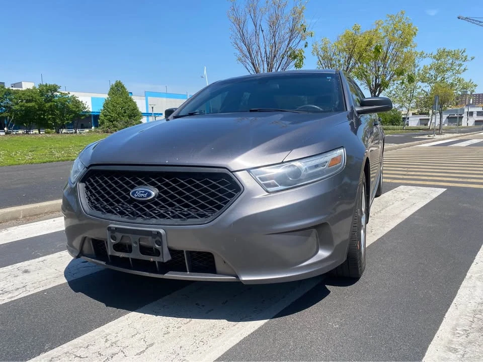 2014 Ford Taurus 6th Gen - Image 2 of 20