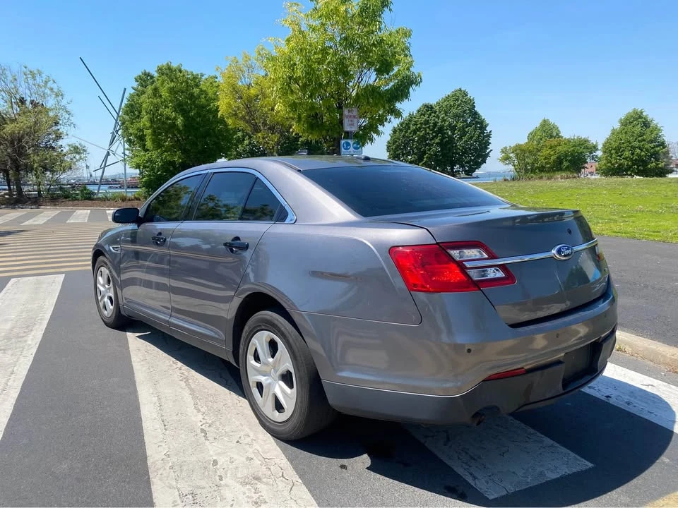 2014 Ford Taurus 6th Gen - Image 12 of 20