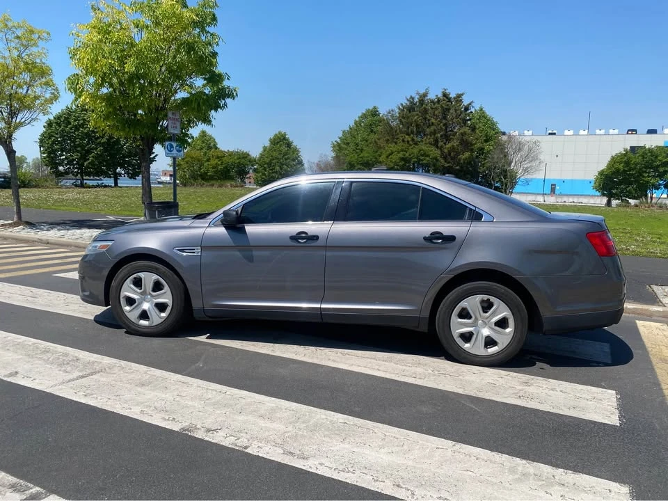 2014 Ford Taurus 6th Gen - Image 11 of 20