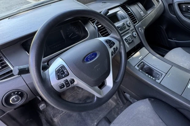 2014 Ford Taurus 5th Gen - Image 5 of 6