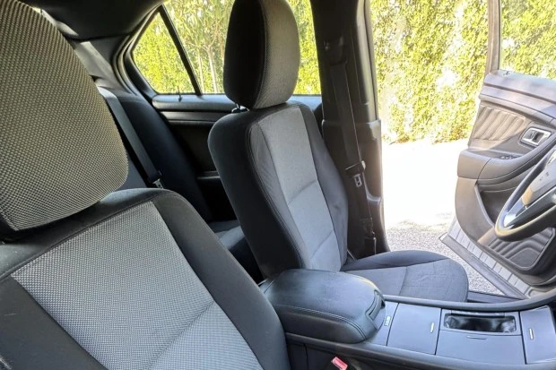 2014 Ford Taurus 5th Gen - Image 4 of 6