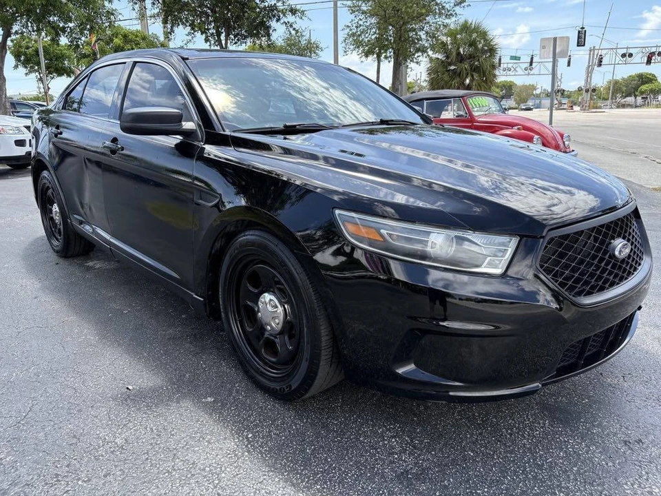 2014 Ford Taurus 5th Gen - Image 7 of 16