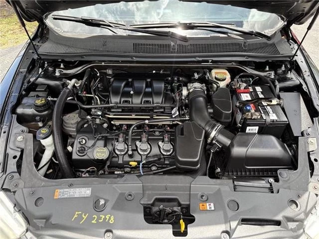 2014 Ford Taurus 5th Gen - Image 16 of 17