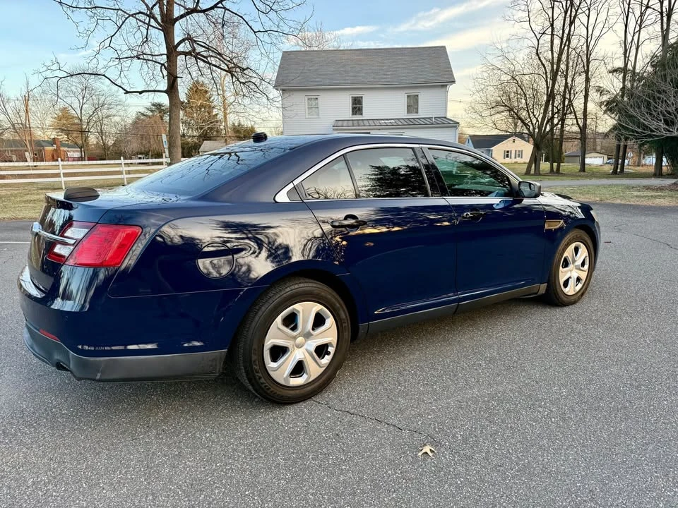 2014 Ford Taurus 5th Gen - Image 4 of 13