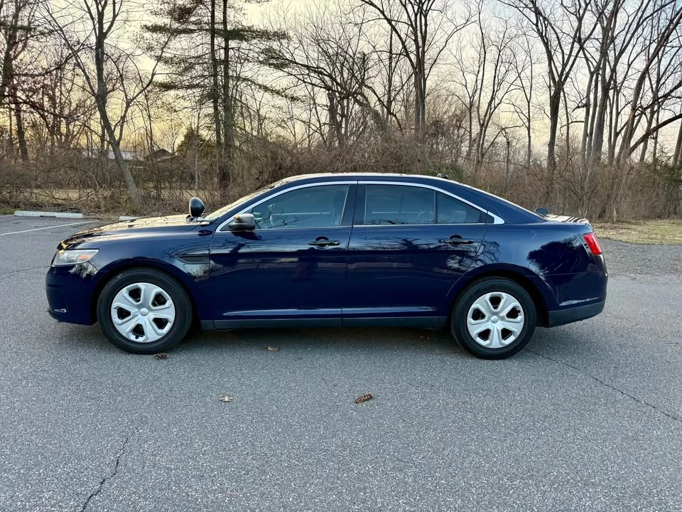 2014 Ford Taurus 5th Gen - Image 2 of 13