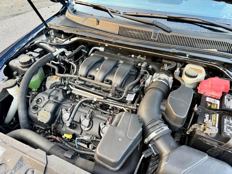 2014 Ford Taurus 5th Gen - Image 13 of 13