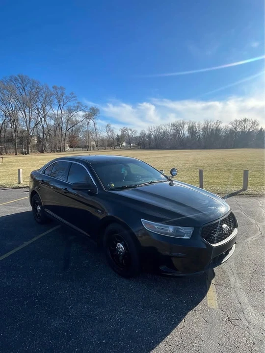 2014 Ford Taurus 6th Gen - Image 3 of 5