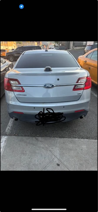 2014 Ford Taurus 6th Gen - Image 4 of 4