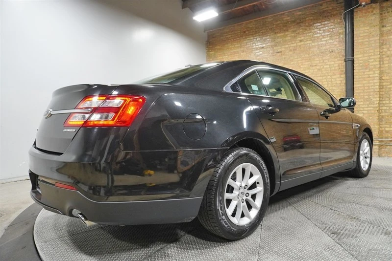 2014 Ford Taurus 5th Gen - Image 10 of 12