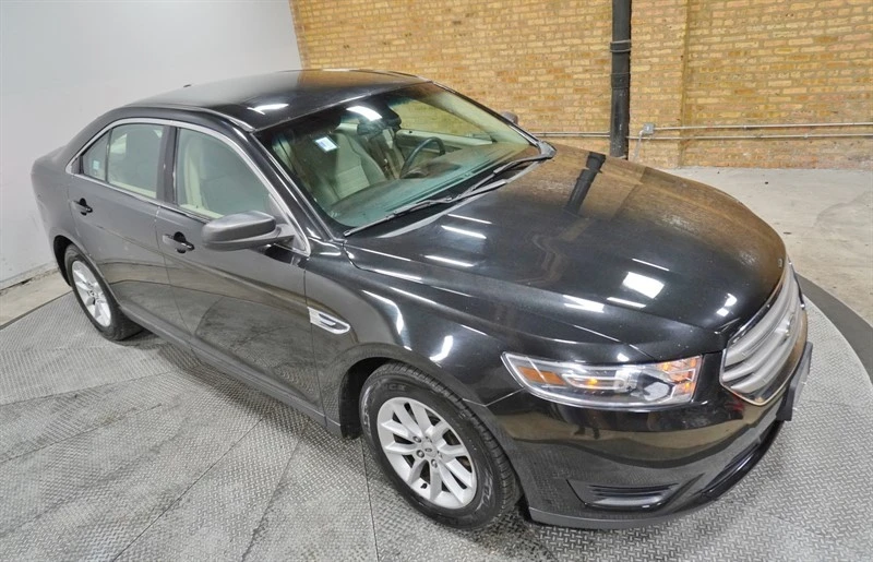 2014 Ford Taurus 5th Gen - Image 7 of 12