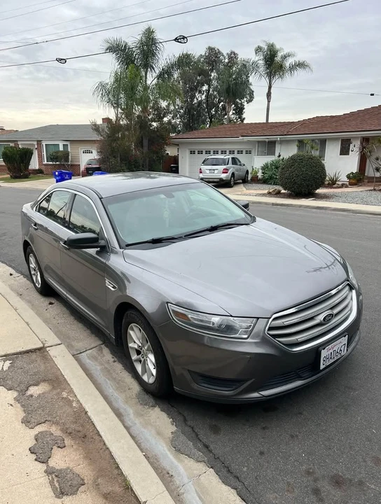 2014 Ford Taurus 6th Gen - Image 7 of 9