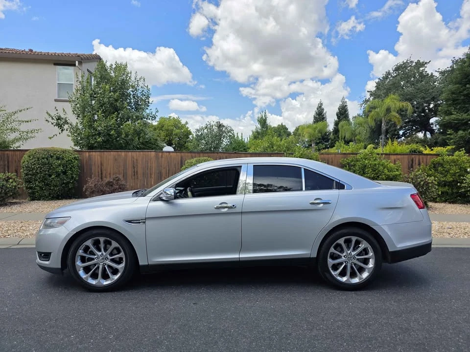 2014 Ford Taurus 6th Gen - Image 7 of 11