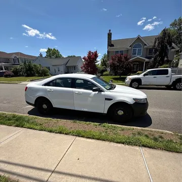2014 Ford Taurus SE Sedan 4D