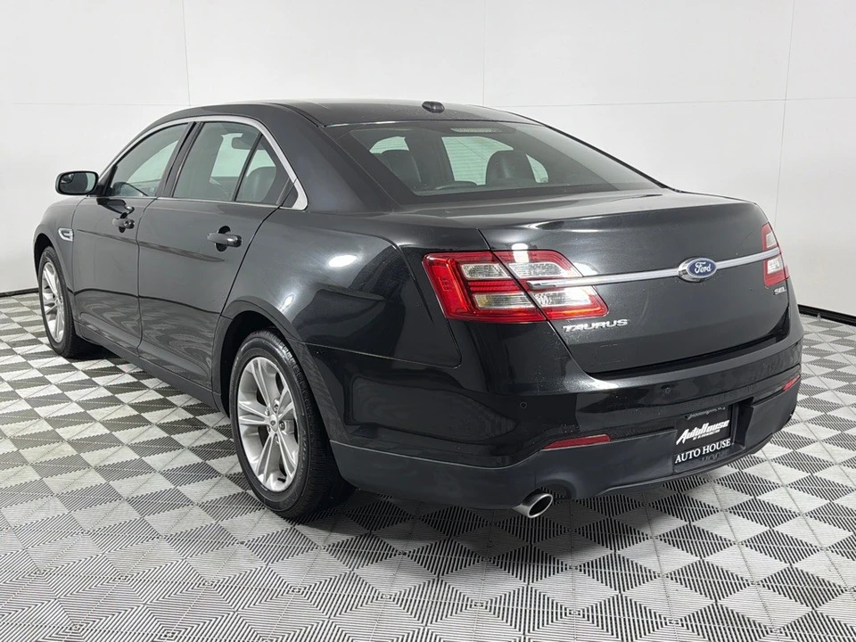 2014 Ford Taurus 6th Gen - Image 6 of 24