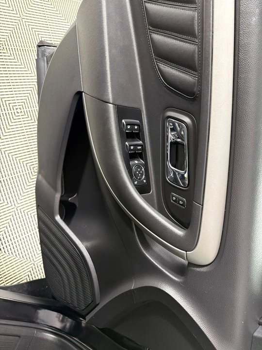 2014 Ford Taurus 6th Gen - Image 9 of 24