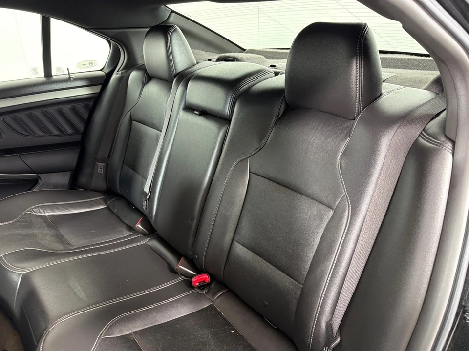 2014 Ford Taurus 6th Gen - Image 18 of 24