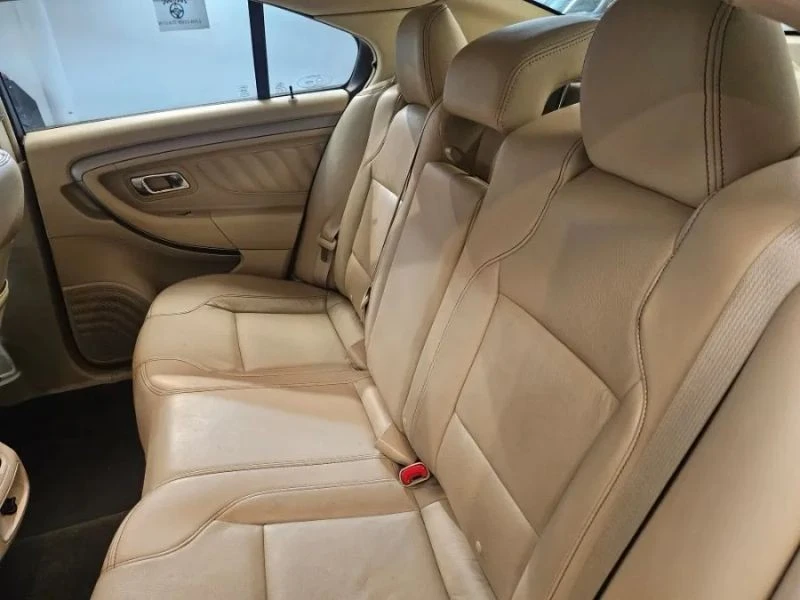 2014 Ford Taurus 5th Gen - Image 10 of 12
