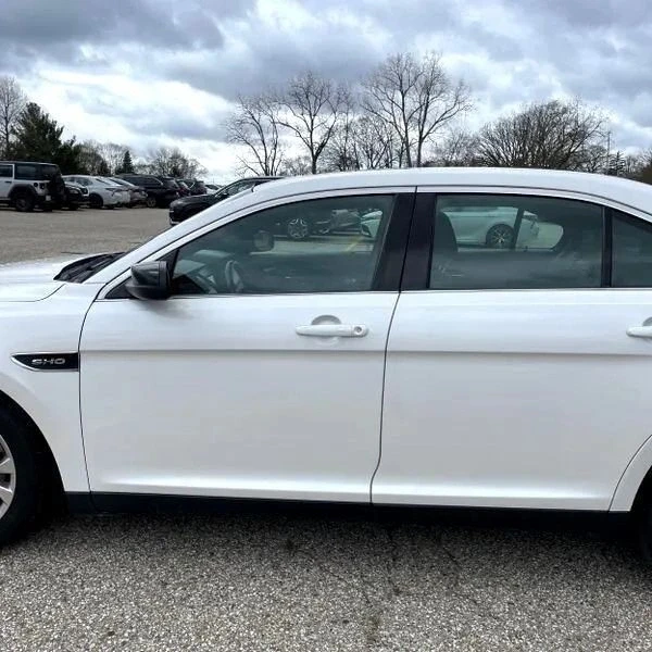 2014 Ford Taurus 5th Gen - Image 4 of 12