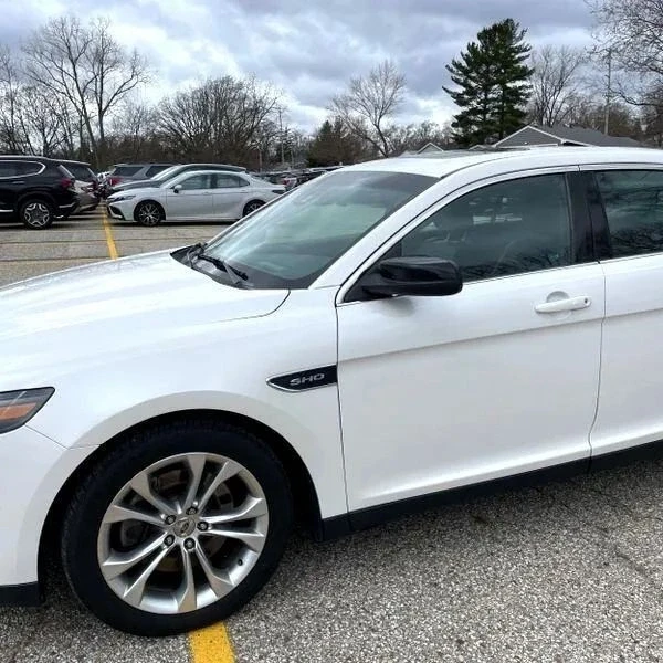 2014 Ford Taurus 5th Gen - Image 2 of 12