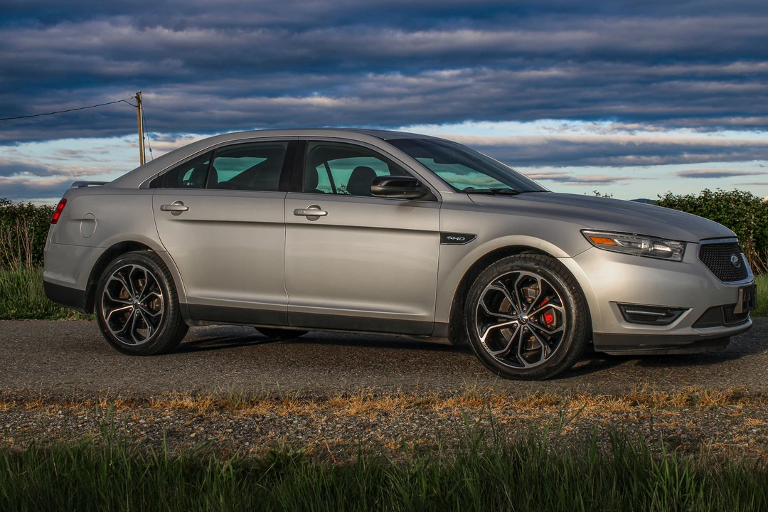 2014 Ford Taurus SHO 6th Gen - Image 23 of 31