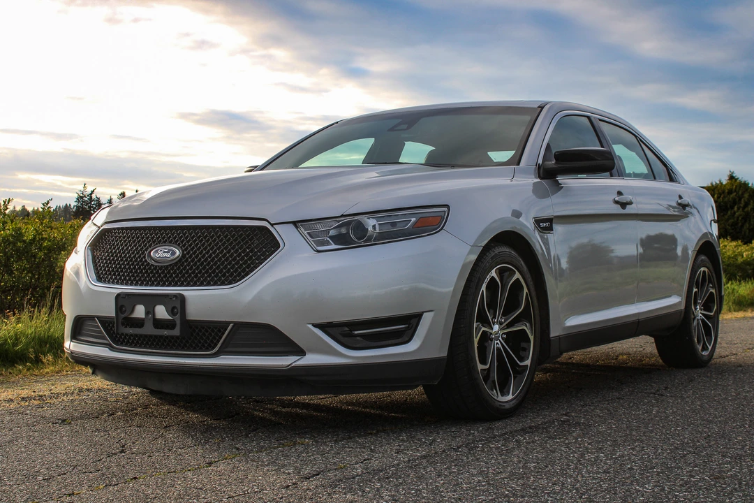 2014 Ford Taurus SHO 6th Gen - Image 19 of 31