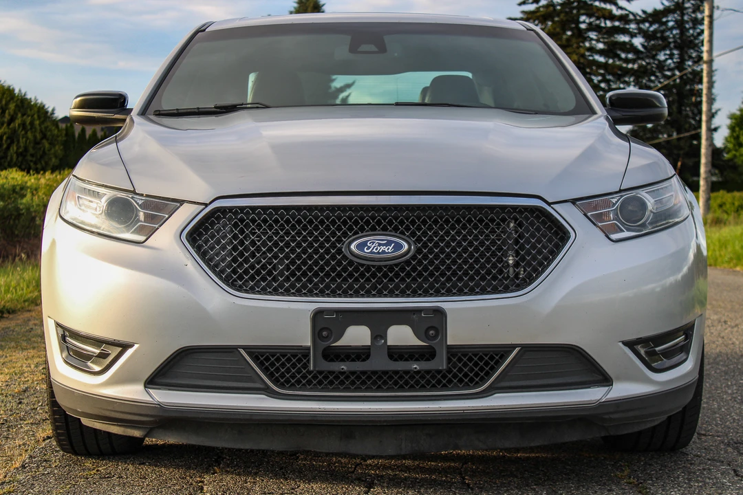 2014 Ford Taurus SHO 6th Gen - Image 21 of 31