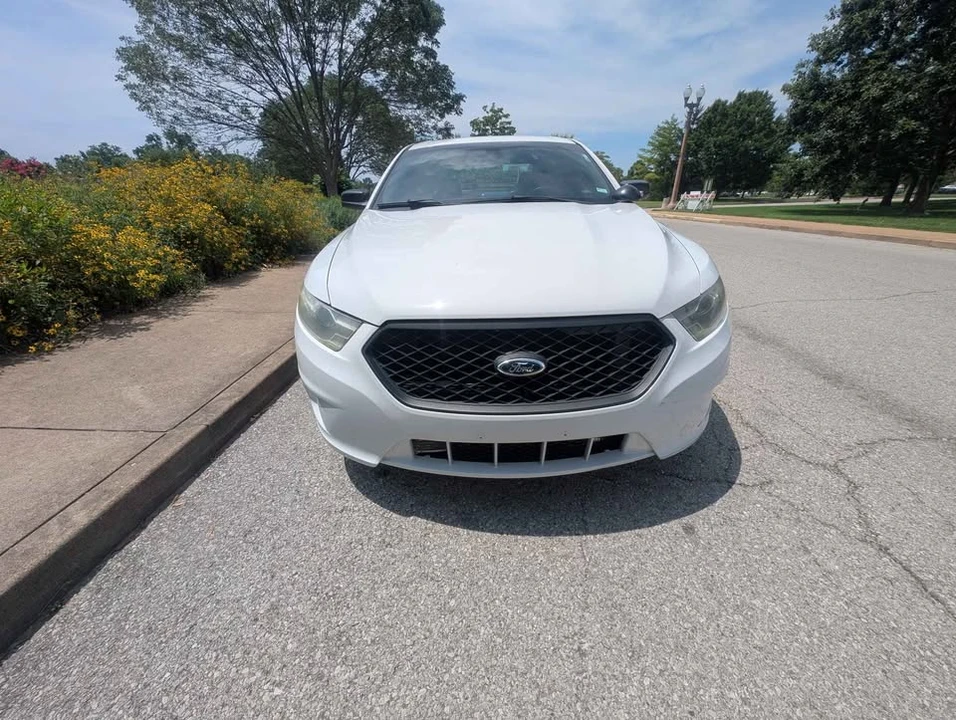 2014 Ford Taurus 6th Gen - Image 6 of 20