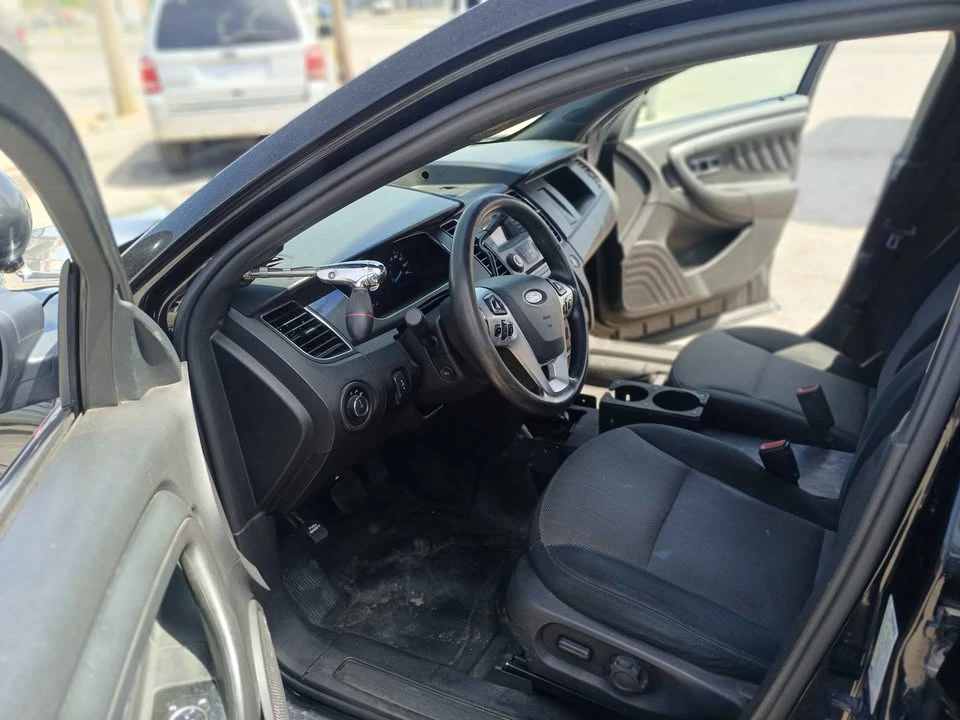 2014 Ford Taurus 6th Gen - Image 8 of 11
