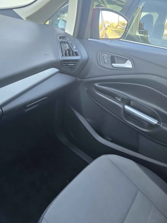 2014 Ford C-Max - Image 15 of 16