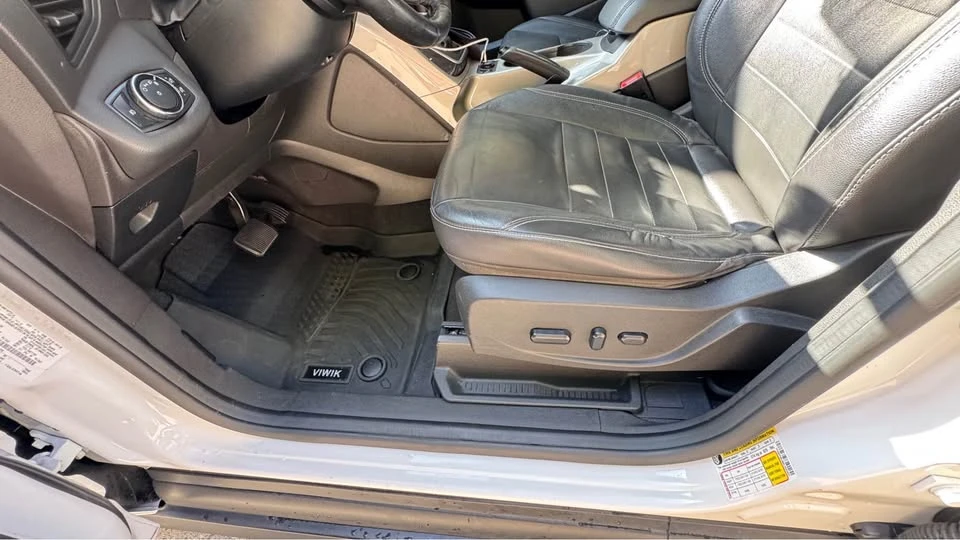 2014 Ford C-Max - Image 15 of 19