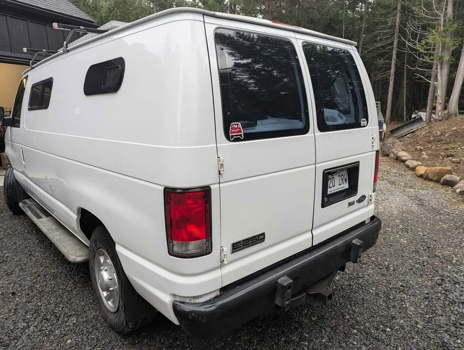 2014 Ford Econoline Van - Image 4 of 20