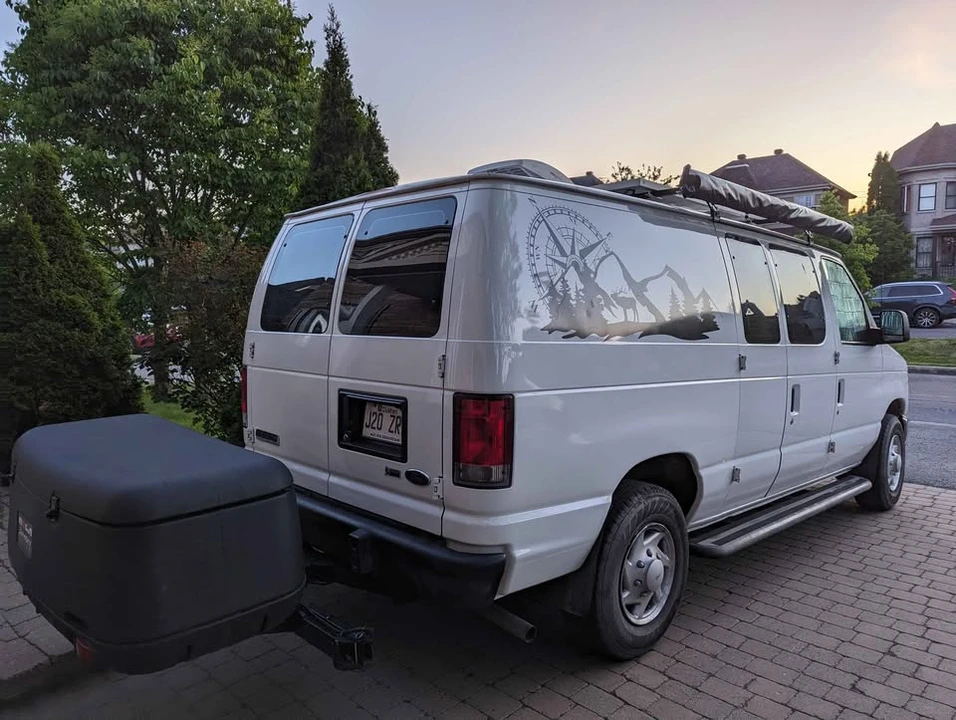 2014 Ford Econoline Van - Image 12 of 20