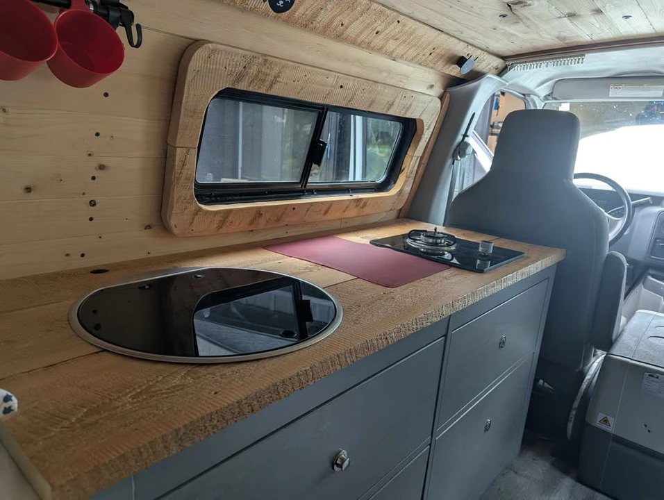 2014 Ford Econoline Van - Image 7 of 20