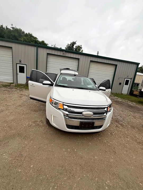 2014 Ford Edge - Image 2 of 3