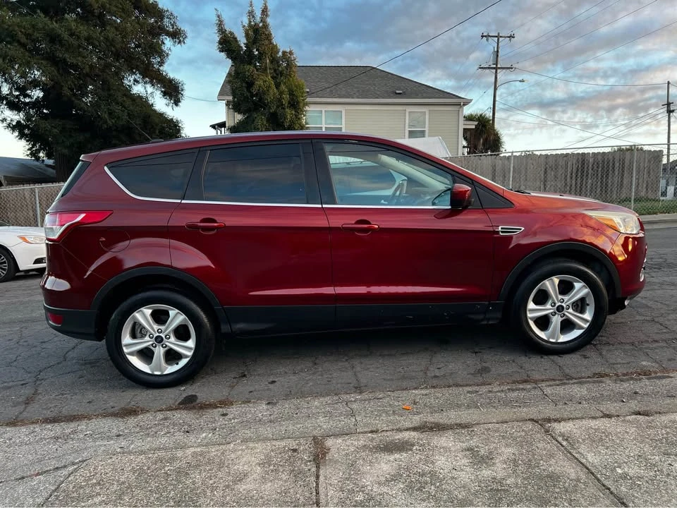 2014 Ford Escape - Image 8 of 19