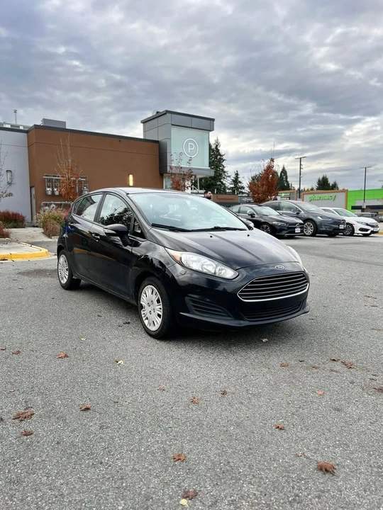 2014 Ford Fiesta - Image 2 of 18