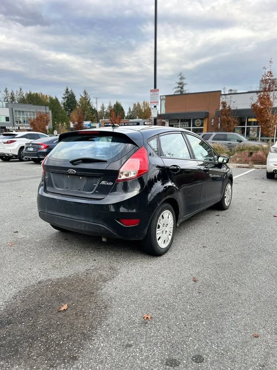 2014 Ford Fiesta - Image 17 of 18