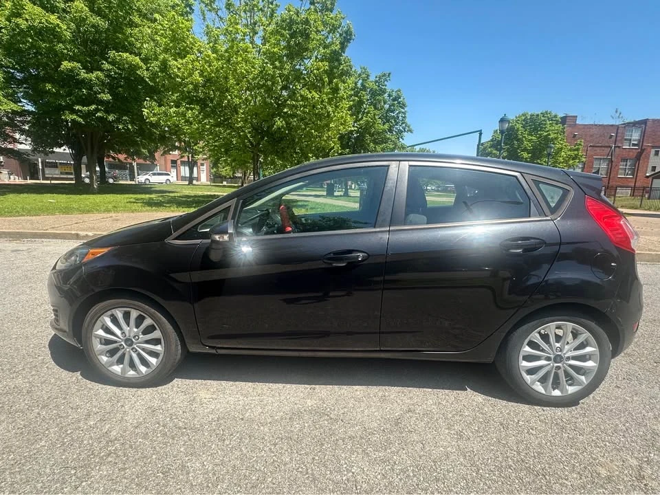 2014 Ford Fiesta - Image 2 of 16