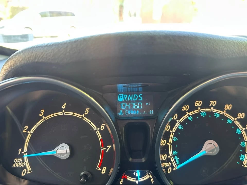 2014 Ford Fiesta - Image 13 of 16