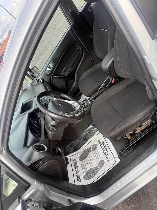 2014 Ford Fiesta - Image 7 of 10