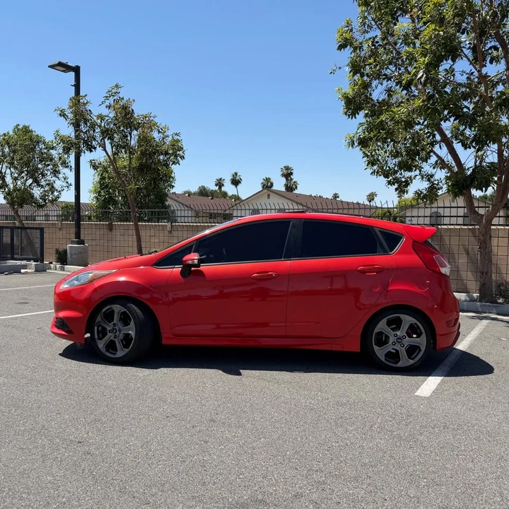 2014 Ford Fiesta - Image 4 of 9