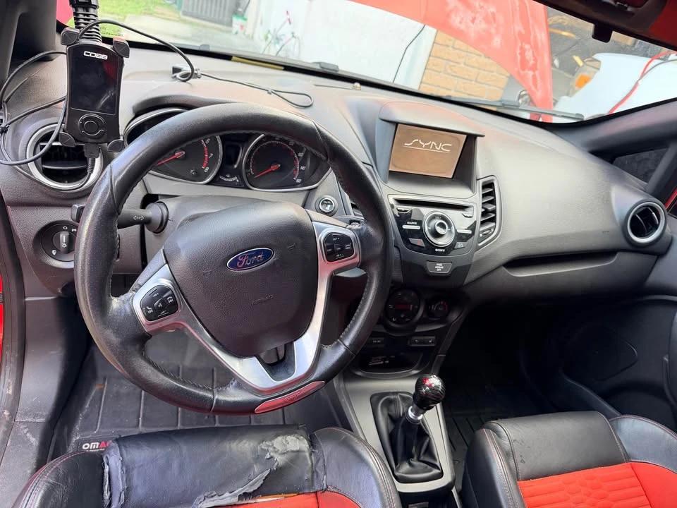 2014 Ford Fiesta - Image 8 of 10