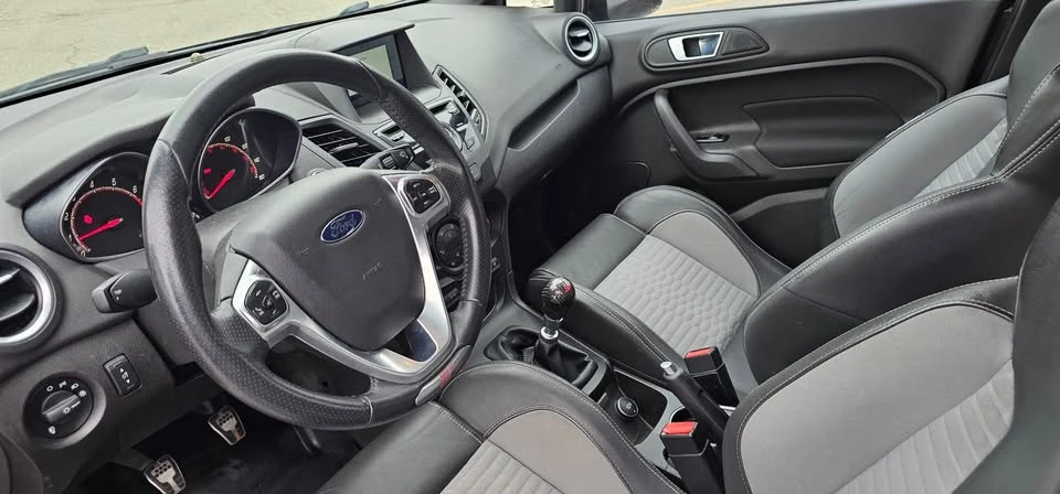 2014 Ford Fiesta - Image 8 of 17