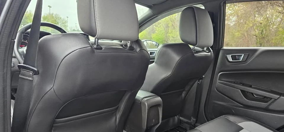 2014 Ford Fiesta - Image 11 of 17