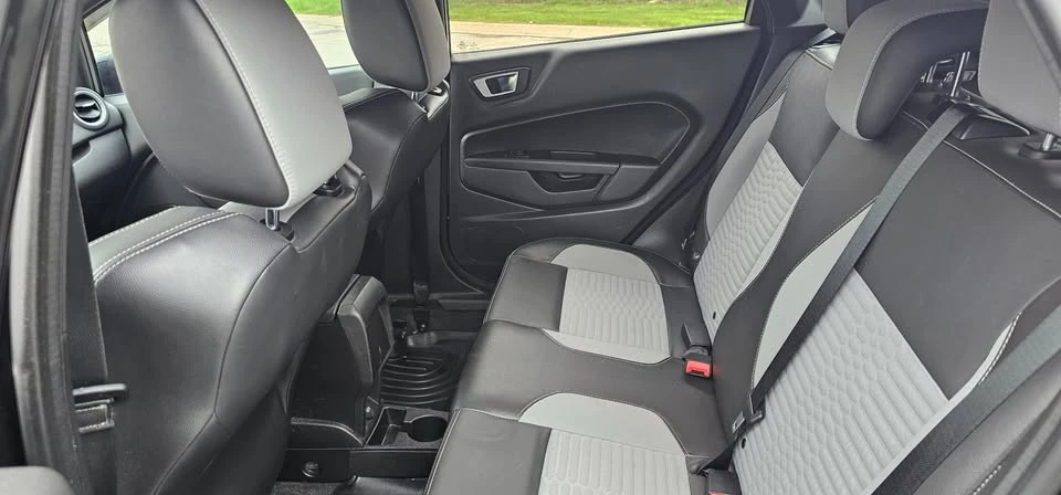 2014 Ford Fiesta - Image 13 of 17