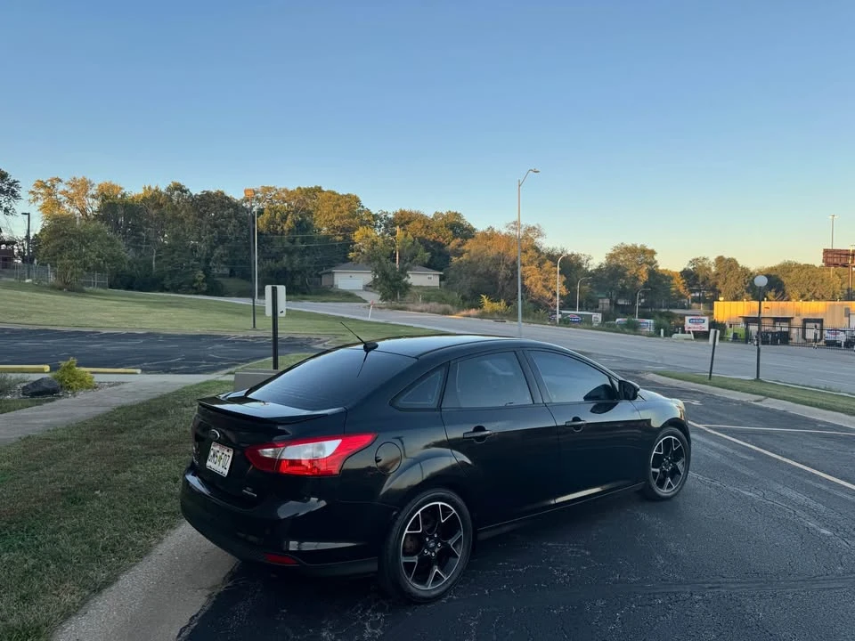2014 Ford Focus 3rd Gen - Image 3 of 9