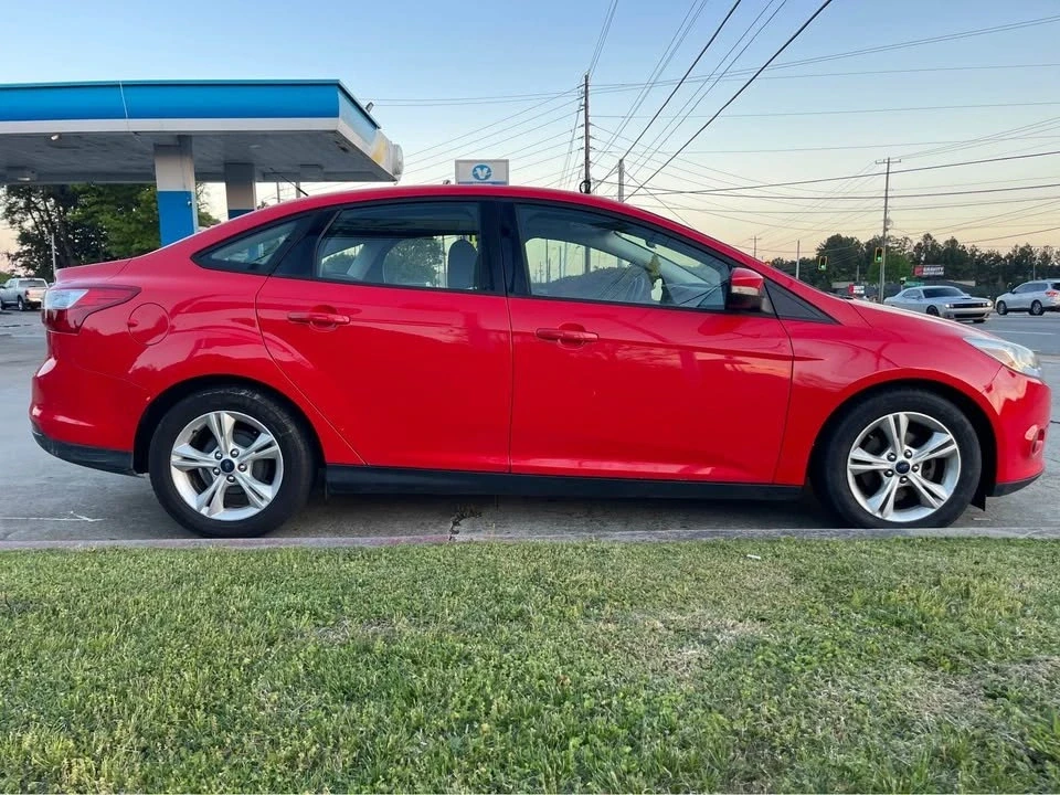 2014 Ford Focus 3rd Gen - Image 2 of 10