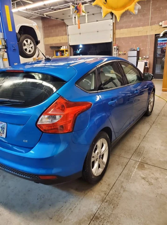 2003 Ford Focus 3rd Gen - Image 3 of 13