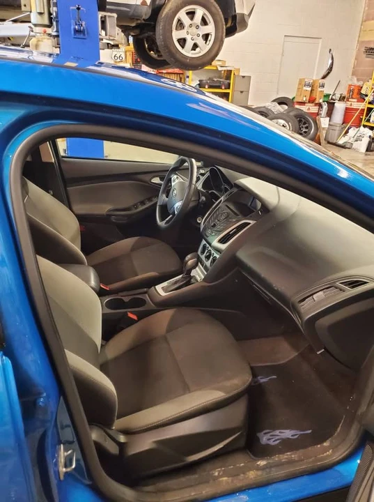 2003 Ford Focus 3rd Gen - Image 12 of 13
