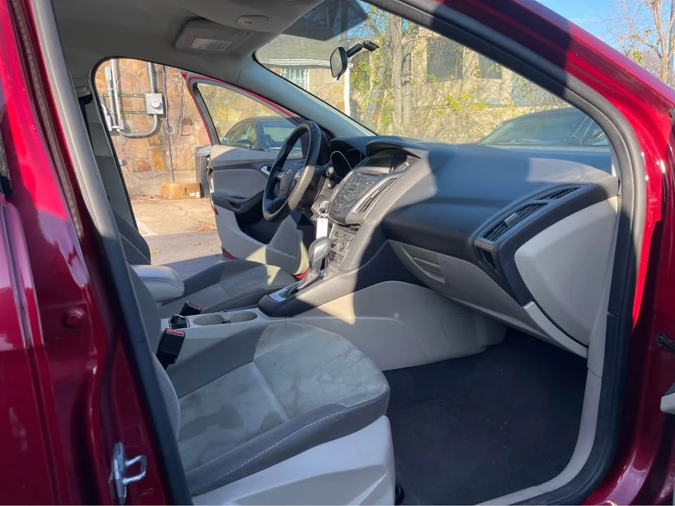 2014 Ford Focus 3rd Gen - Image 9 of 12